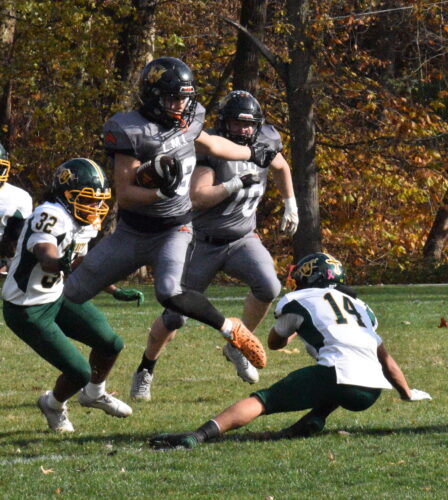 Linsly Football Falls To Huntington To End Season